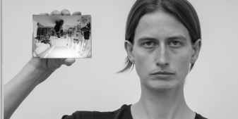 Interner Verweis: 13.12.2025, 18 Uhr, Kunsthalle – Vernissage „Andrzej Steinbach. Hier“